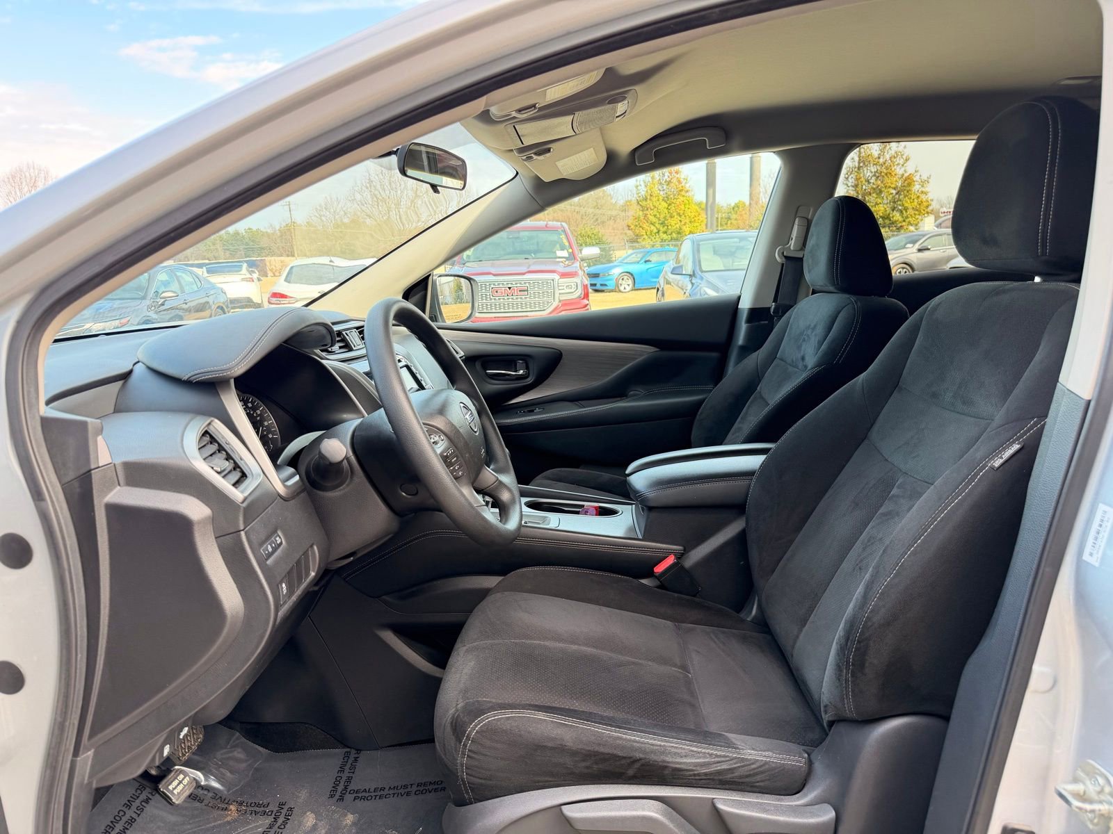 Used 2019 Nissan Murano S image 11