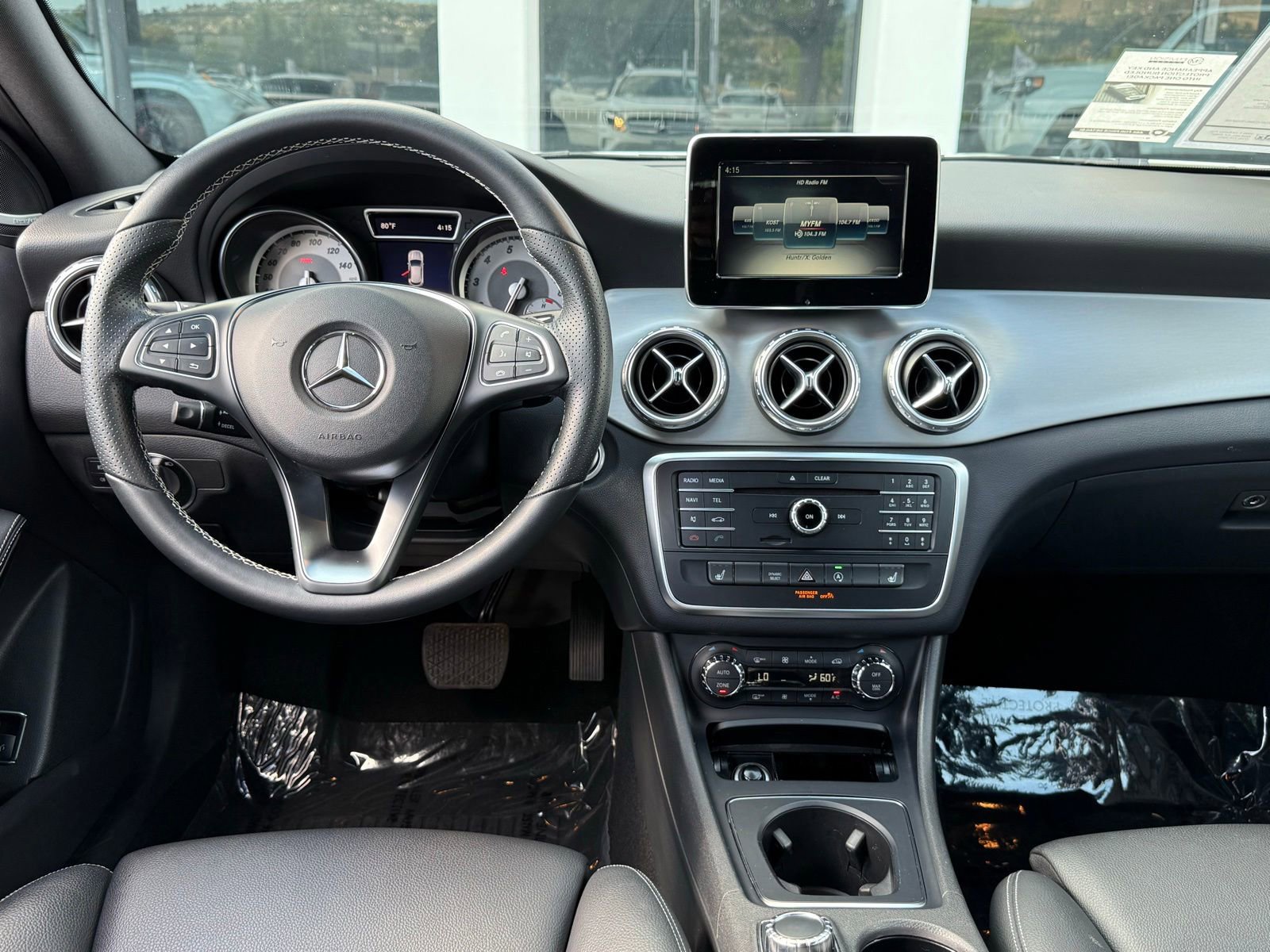 Used 2017 Mercedes-Benz GLA 250 w/ Premium Package image 39