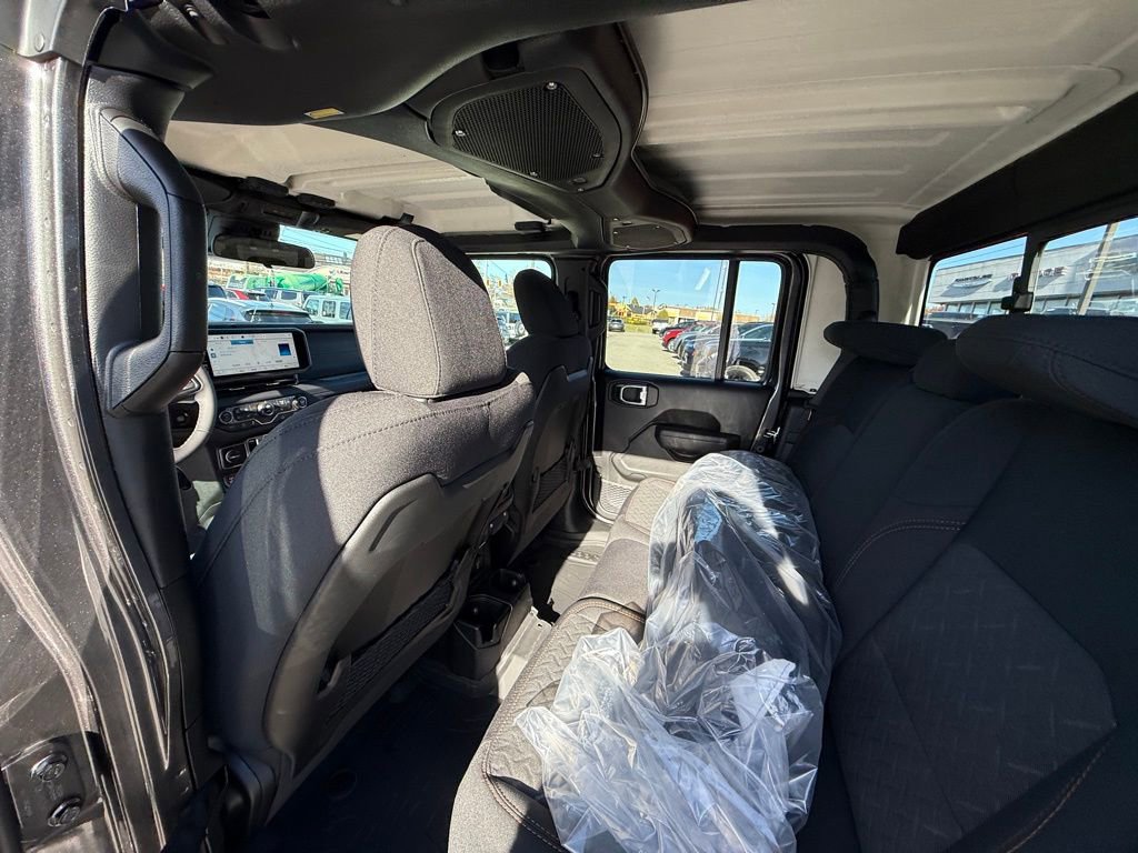 New 2026 Jeep Gladiator Mojave AWD/4WD image 24