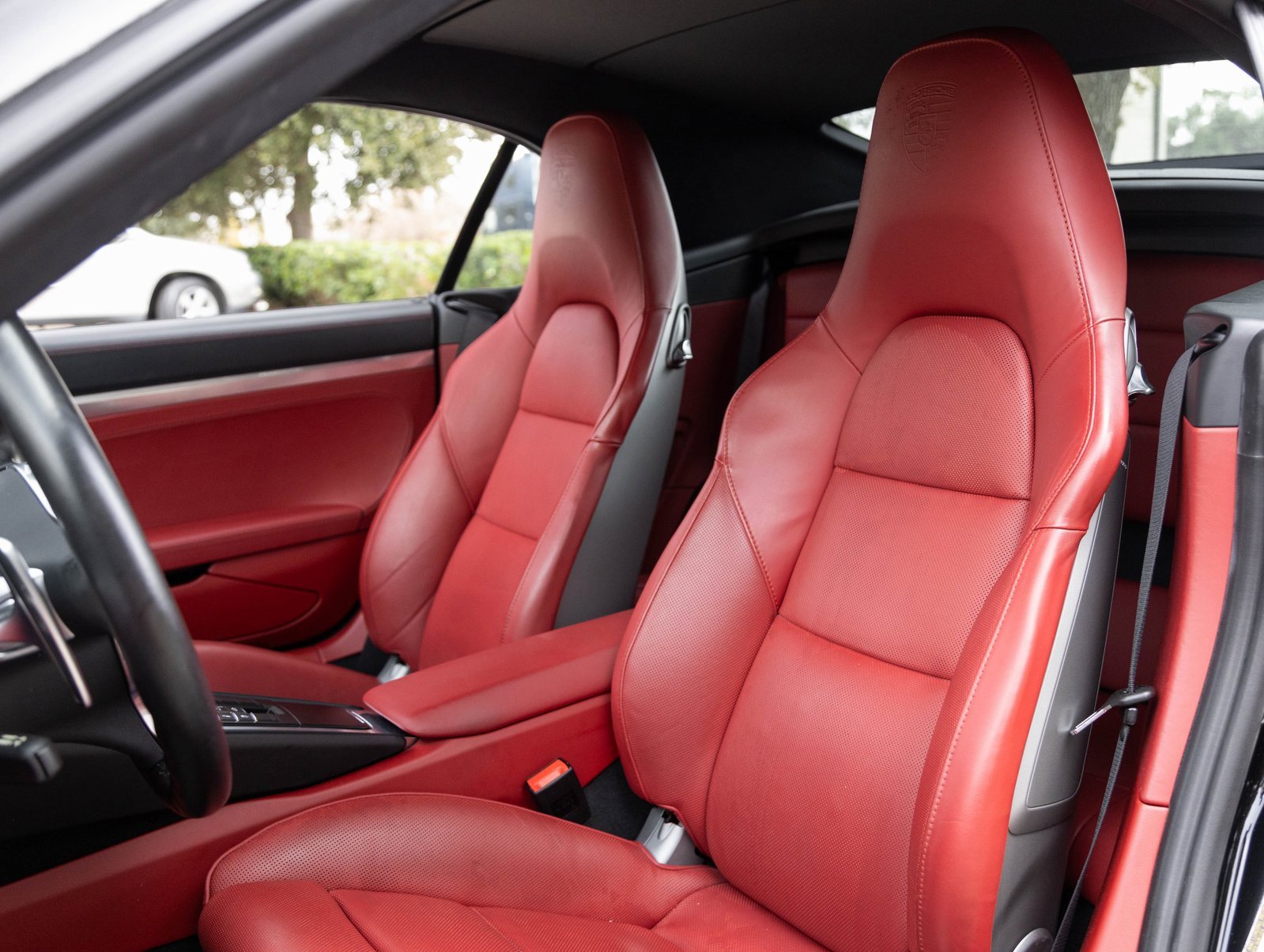 Used 2015 Porsche 911 Turbo image 5