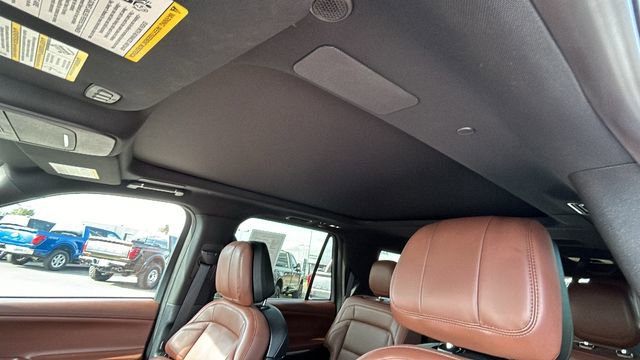 Used 2025 Lincoln Navigator L Reserve image 27