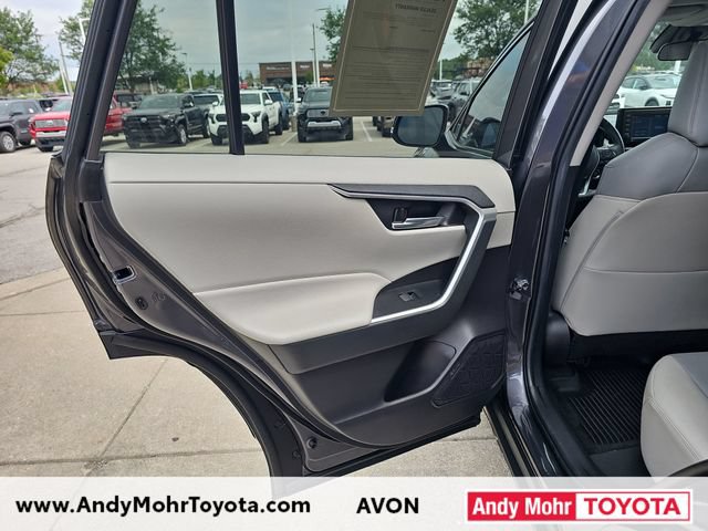 Used 2022 Toyota RAV4 XLE Premium FWD image 29