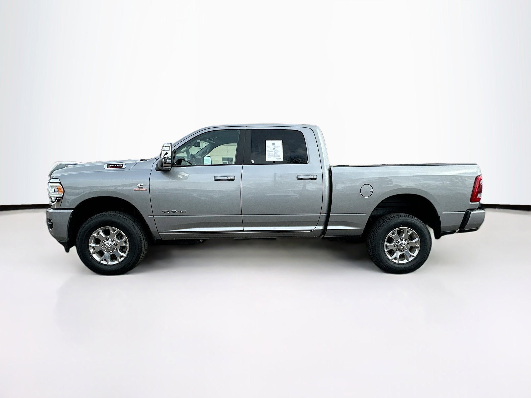 Used 2024 RAM 2500 Laramie image 4
