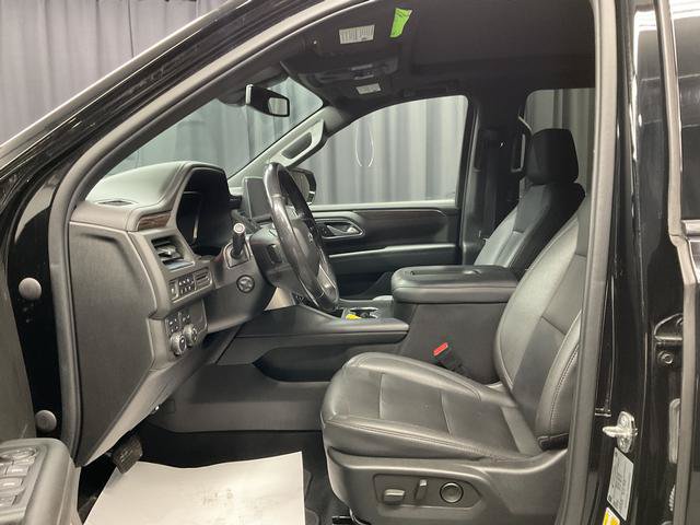 Used 2022 Chevrolet Suburban Z71 w/ Luxury Package AWD/4WD image 7