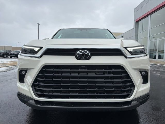 Certified 2024 Toyota Grand Highlander Limited image 2