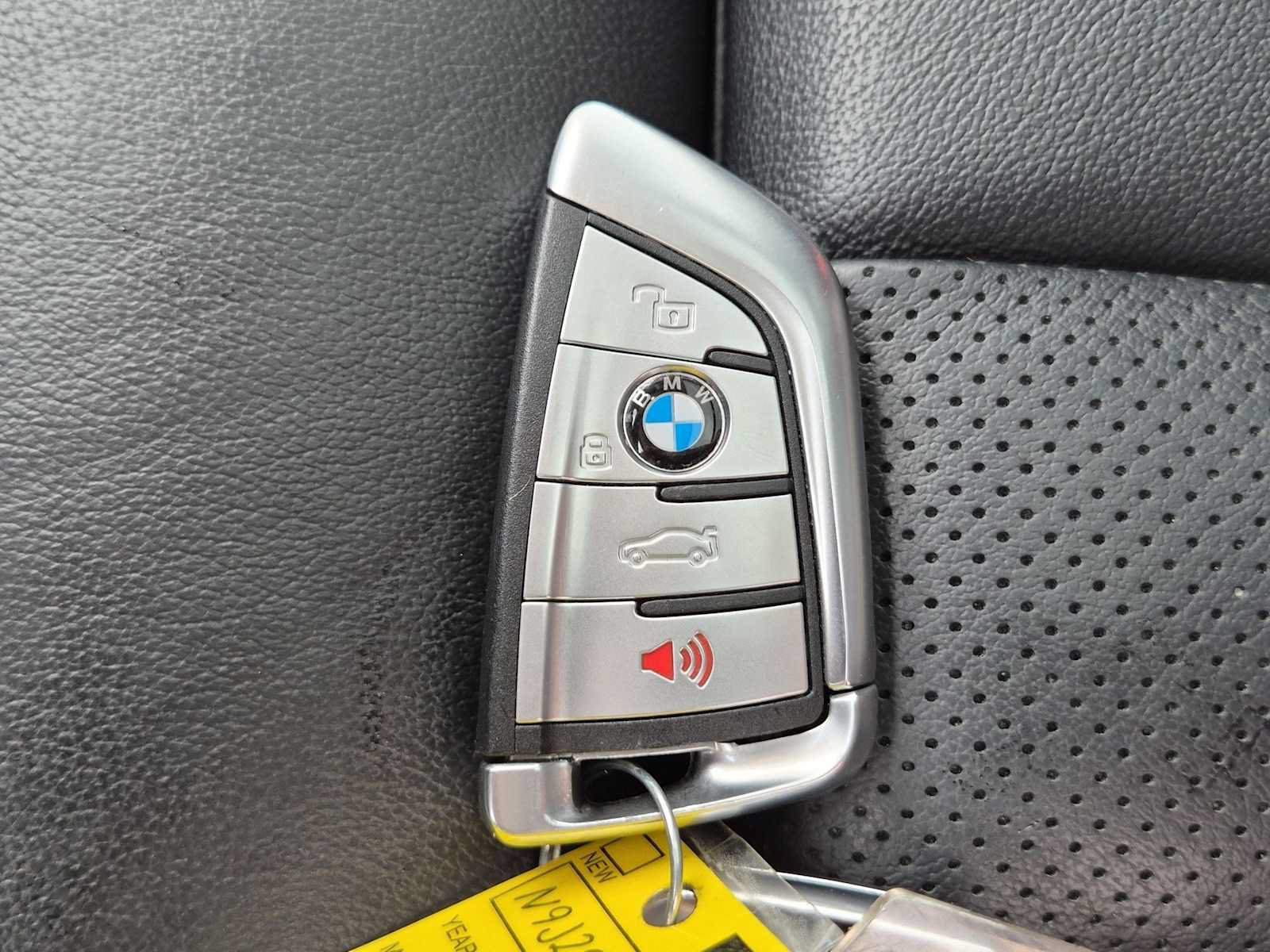 Used 2022 BMW X7 xDrive40i w/ Premium Package AWD/4WD image 37