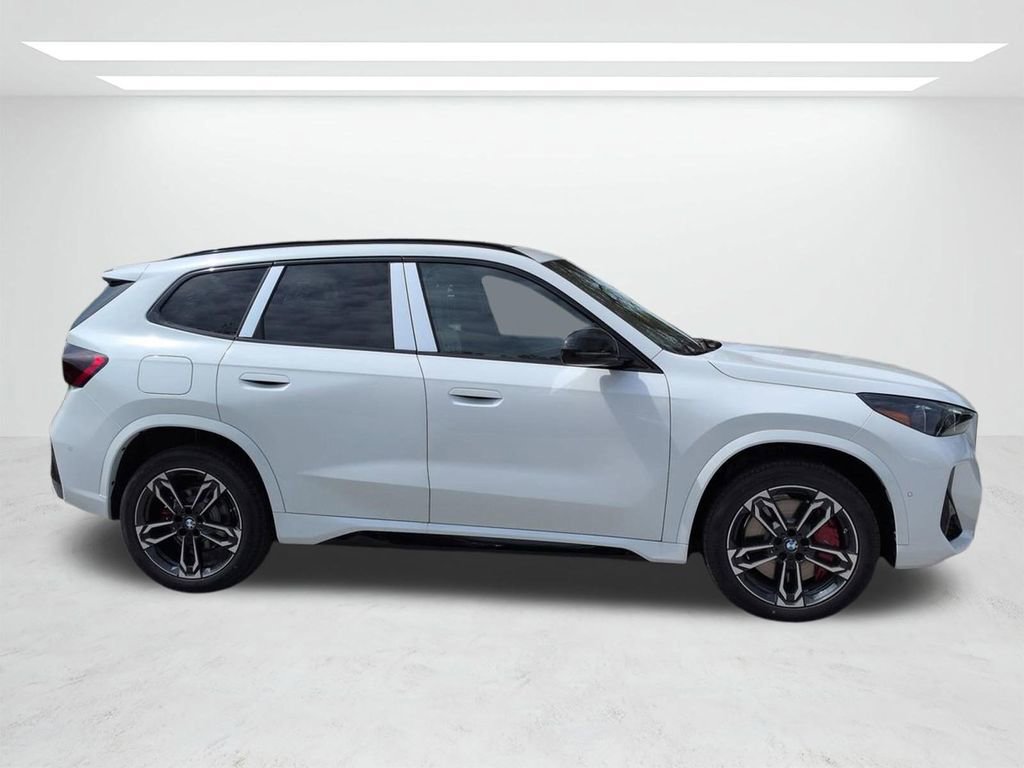 New 2026 BMW X1 xDrive28i w/ Technology Package image 3