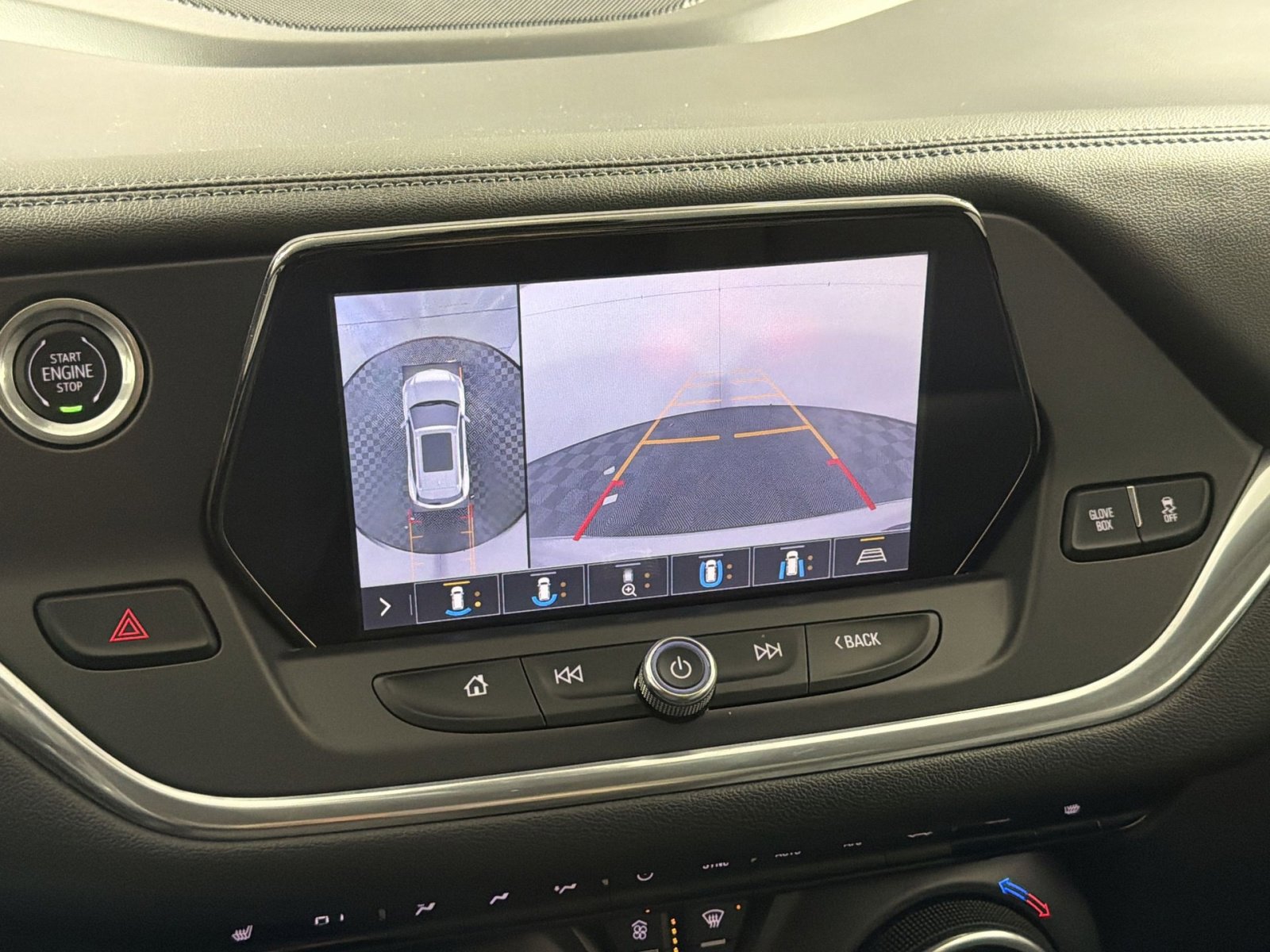 Used 2019 Chevrolet Blazer LT w/ Sun and Wheels Package image 19