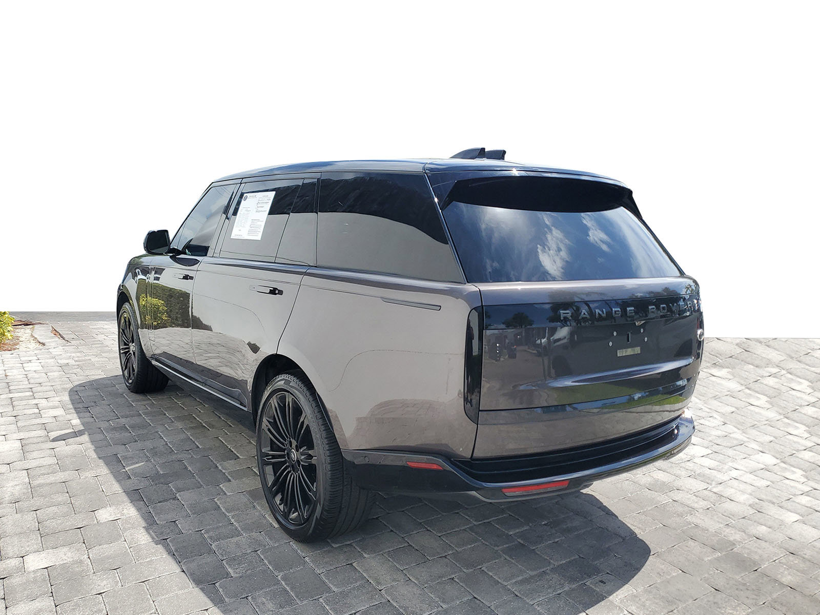 Used 2022 Land Rover Range Rover Long Wheelbase First Edition AWD/4WD image 4