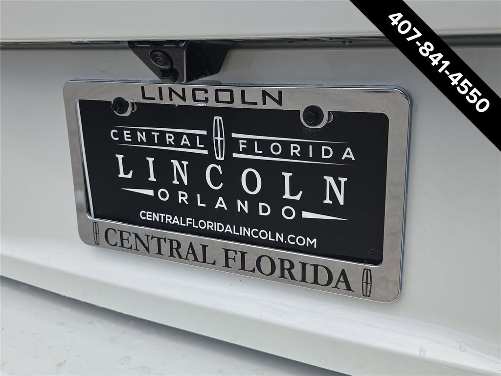 New 2026 Lincoln Navigator L Reserve AWD/4WD image 5