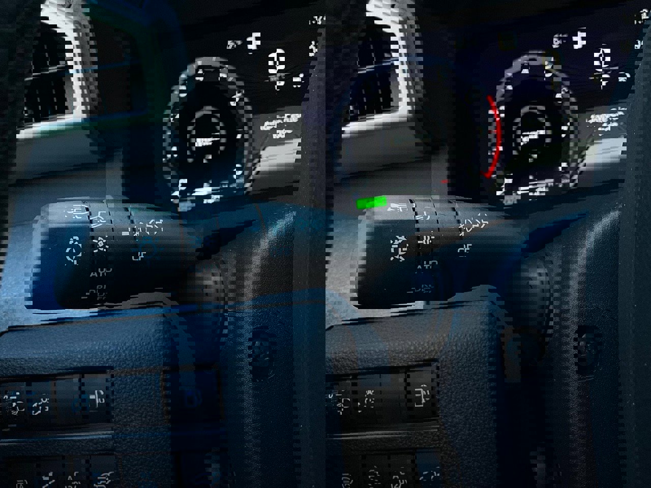 Used 2025 Toyota 4Runner Trailhunter image 46