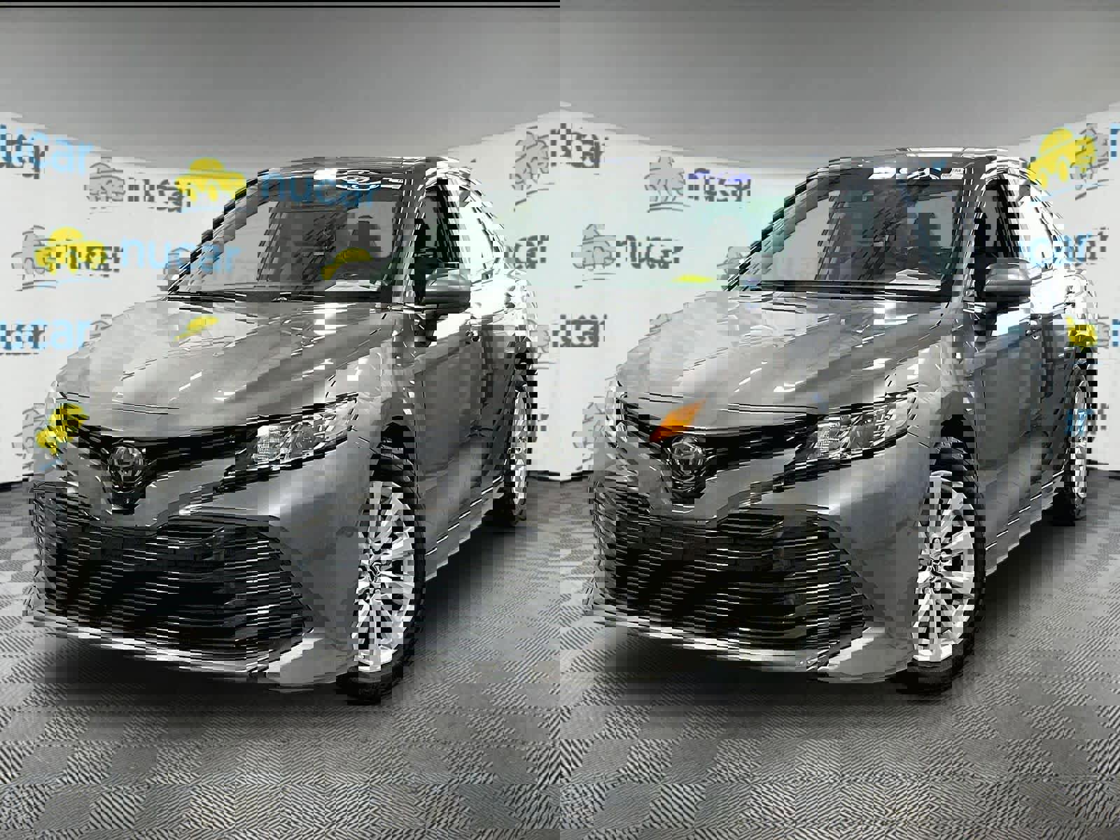 Used 2018 Toyota Camry LE image 3