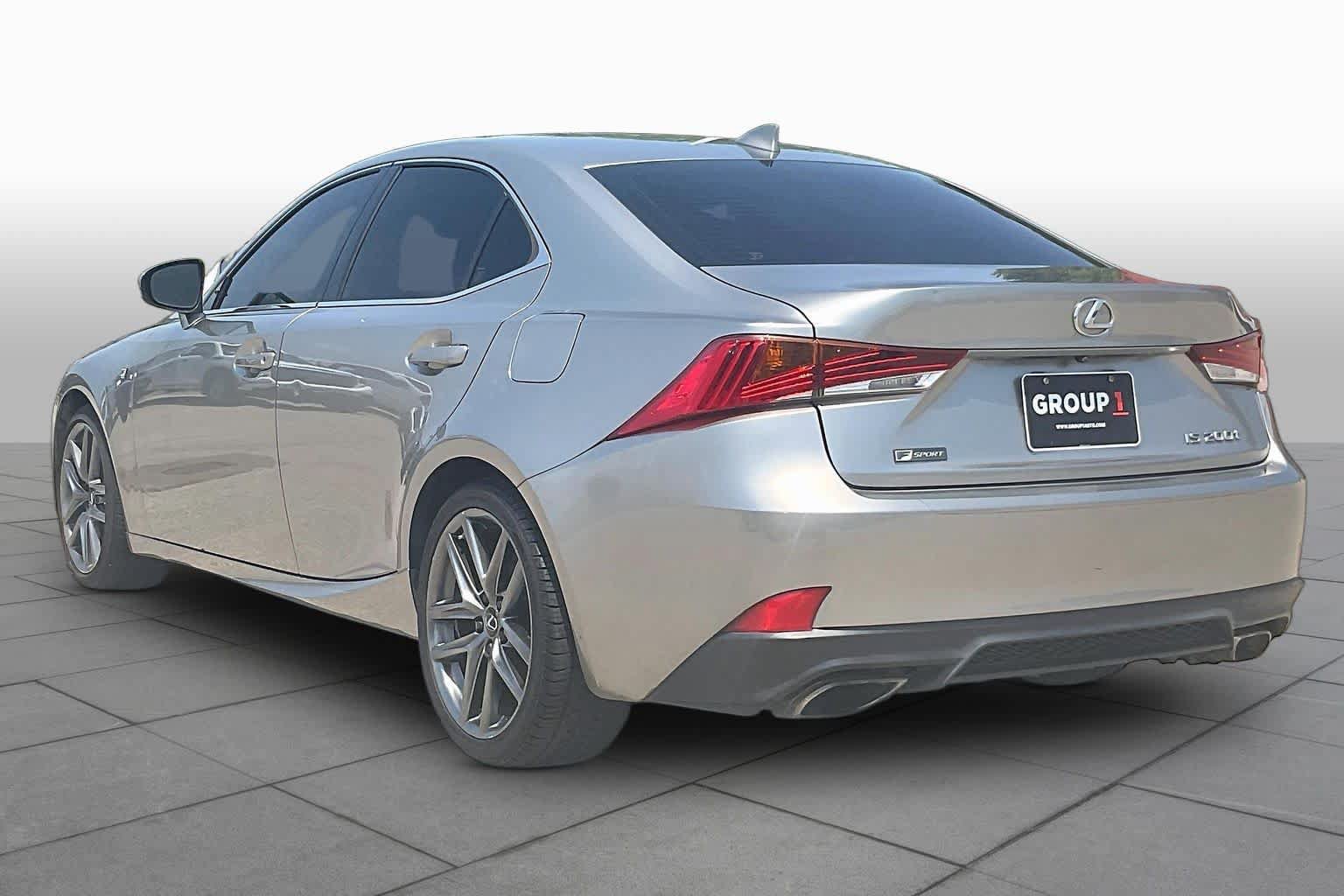 Used 2017 Lexus IS 200t F Sport w/ F Sport Package RWD image 20