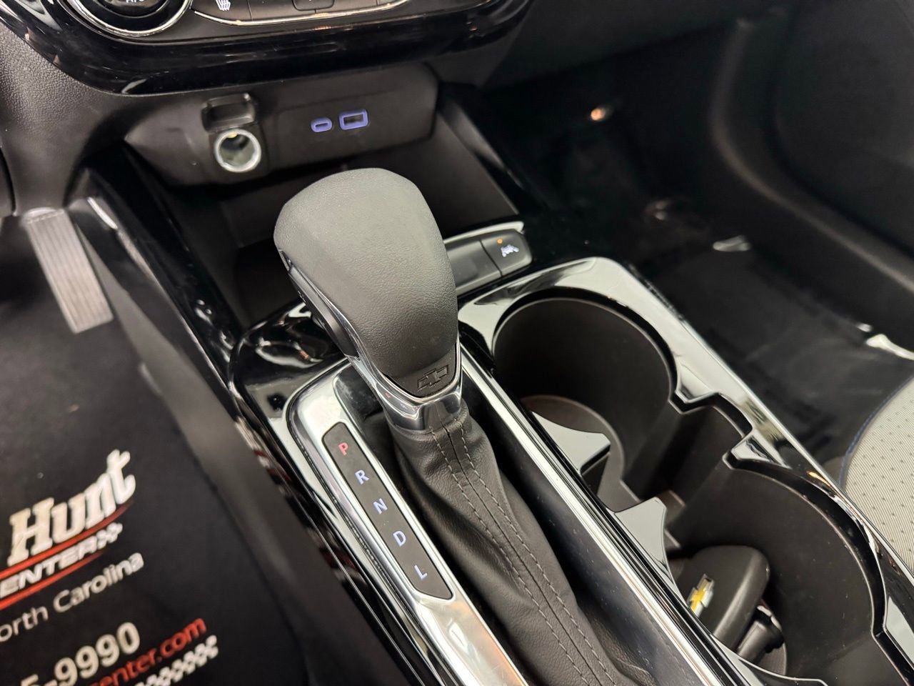 Used 2025 Chevrolet Trax LT w/ LT Convenience Package FWD image 23