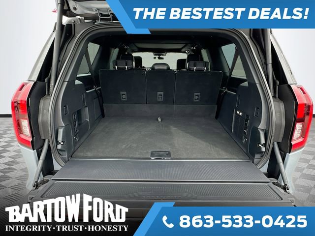Used 2025 Ford Expedition Max Platinum w/ Stealth Performance Package image 27