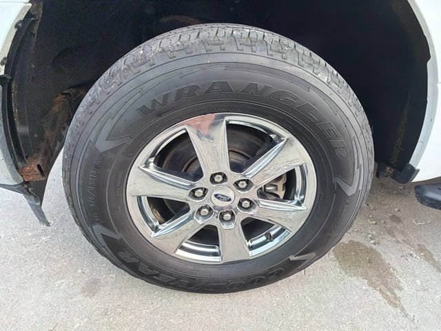 Used 2019 Ford F150 XLT w/ Equipment Group 302A Luxury AWD/4WD image 13
