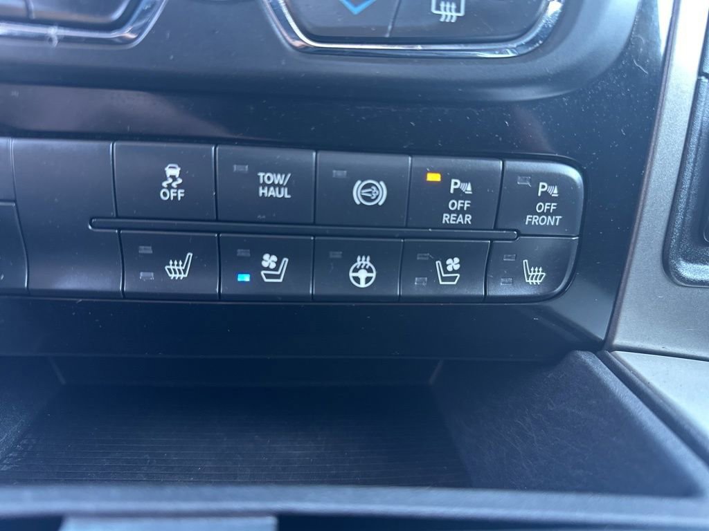 Used 2018 RAM 2500 Laramie w/ Sport Appearance Group image 29
