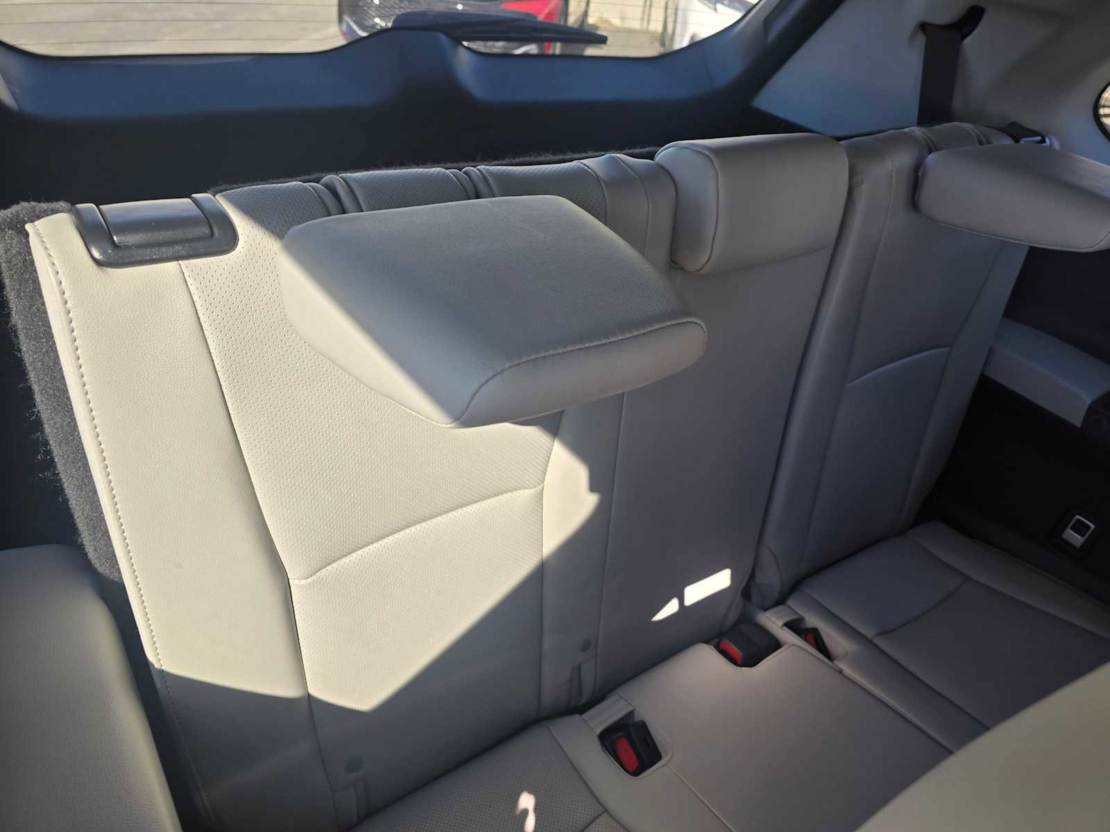 Used 2024 Toyota Grand Highlander Limited image 16