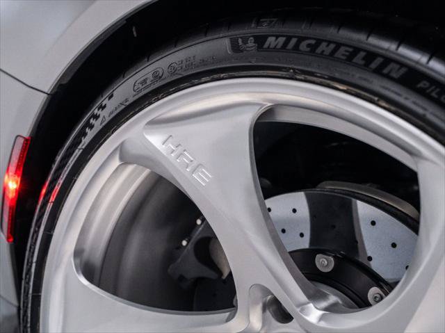 Used 2025 Aston Martin Vanquish RWD image 49