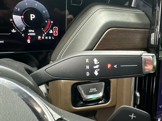 Used 2025 GMC Yukon XL Denali Ultimate AWD/4WD image 29