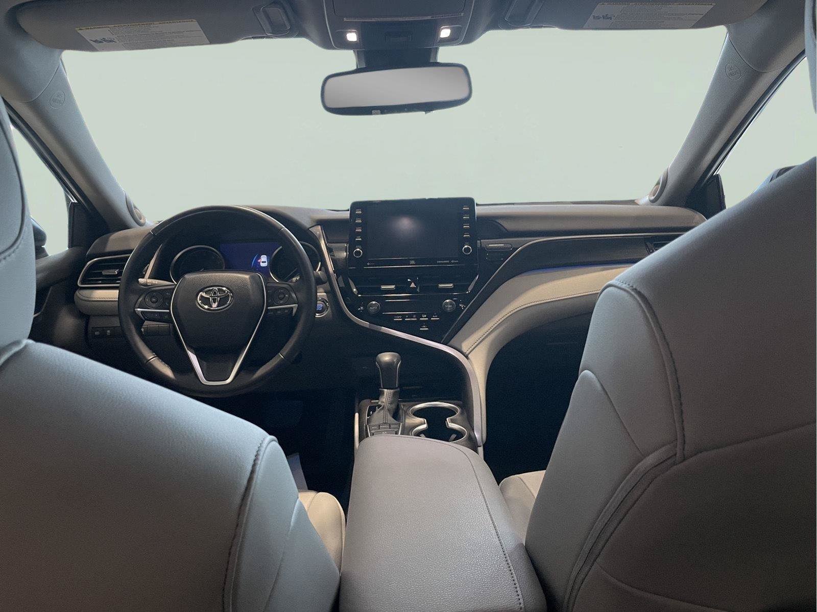 Used 2023 Toyota Camry XLE w/ Navigation Package FWD image 20