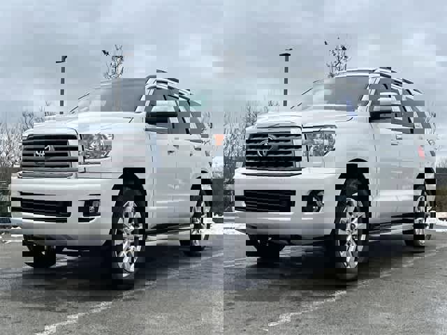 Used 2017 Toyota Sequoia Platinum image 19