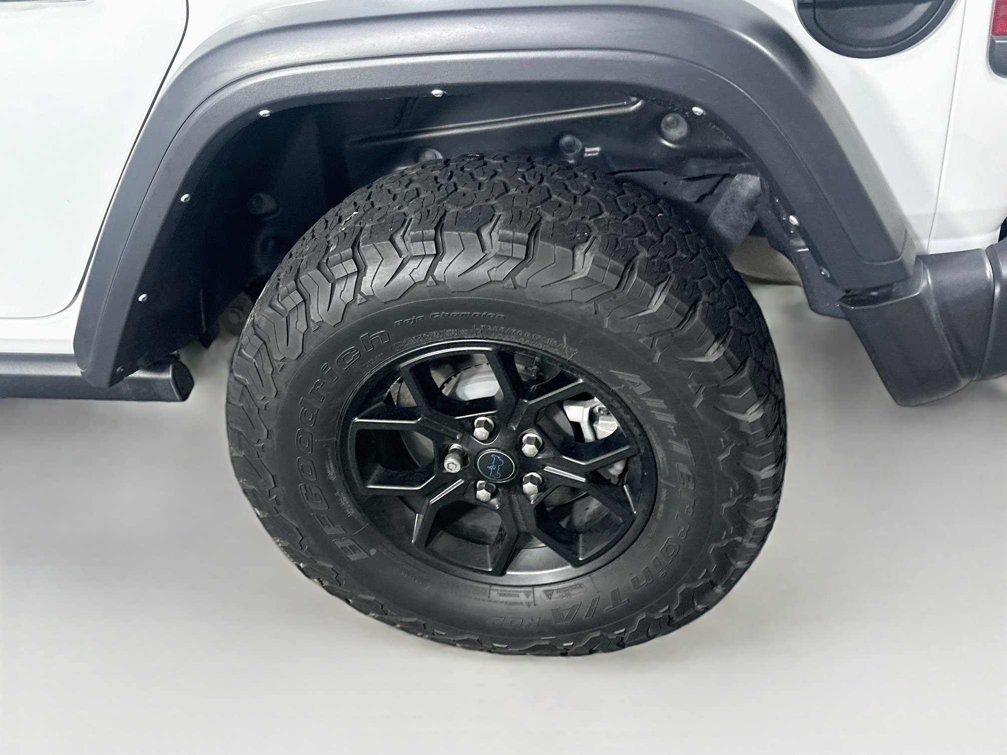 Used 2024 Jeep Wrangler Unlimited AWD/4WD image 11