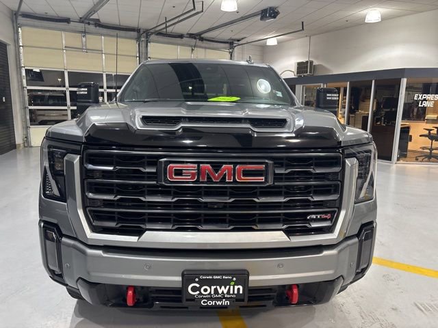 Used 2024 GMC Sierra 2500 AT4 w/ AT4 Premium Plus Package image 3