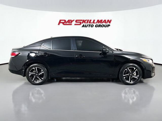 Used 2025 Nissan Sentra SV w/ All-Weather Package FWD image 8