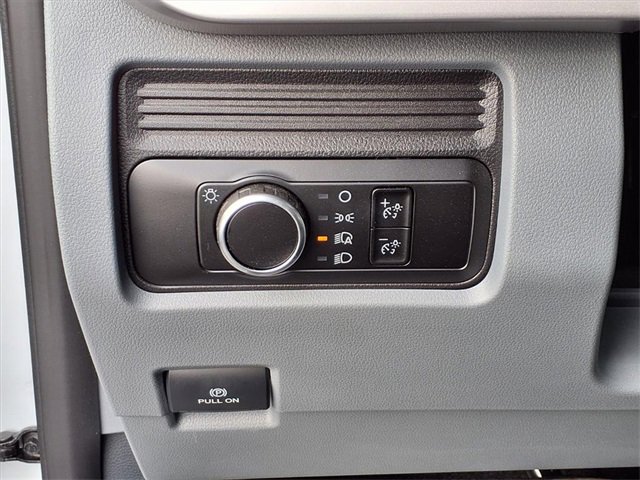 New 2024 Ford F350 XLT image 8