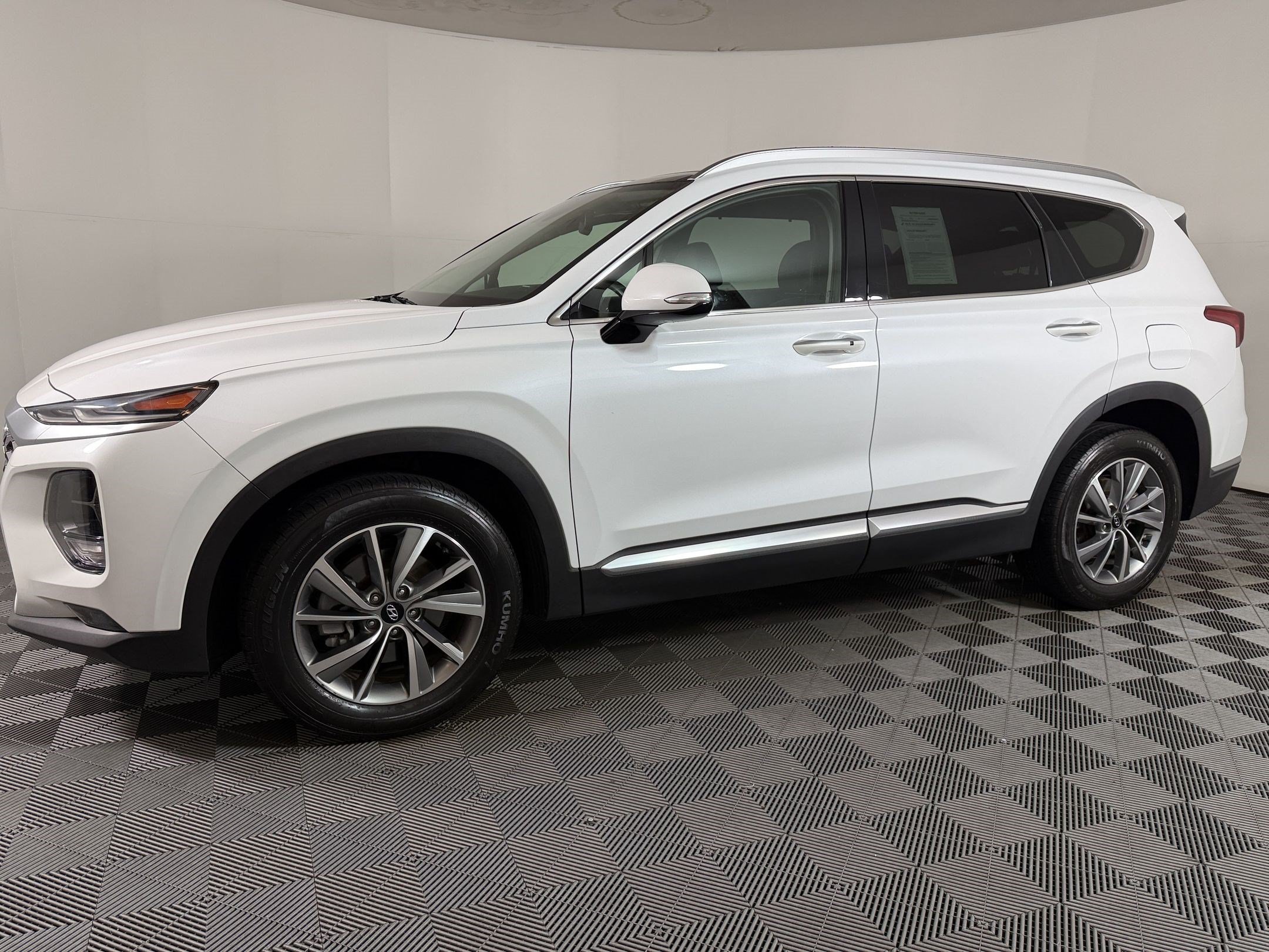 Used 2019 Hyundai Santa Fe Limited FWD image 24