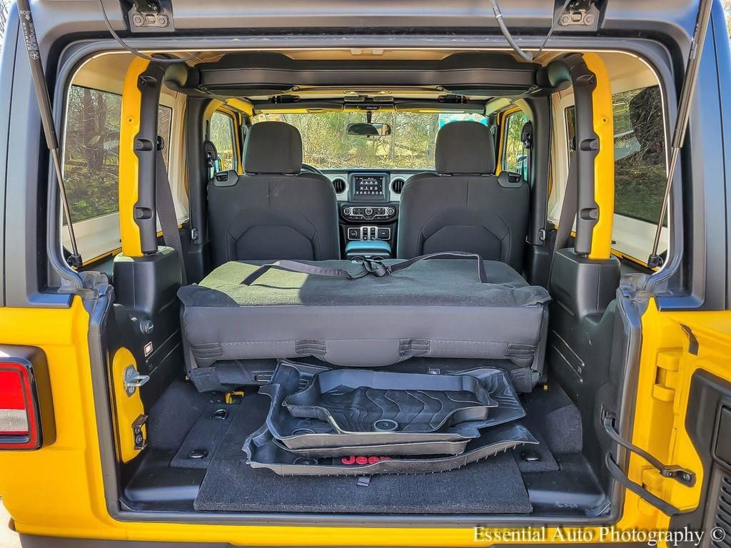 Used 2021 Jeep Wrangler Sport image 24