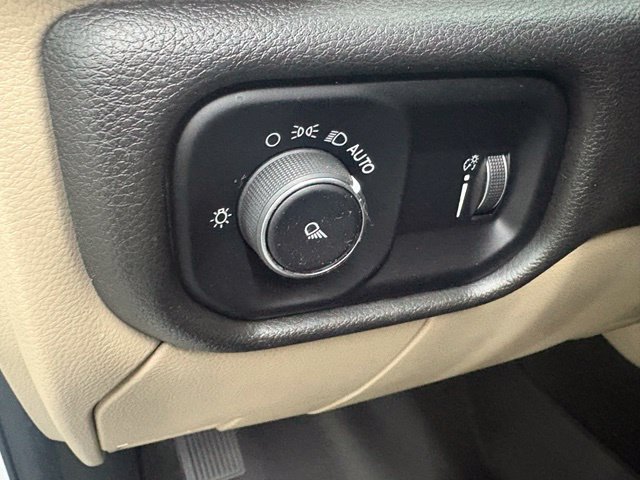 Used 2022 RAM 2500 Big Horn AWD/4WD image 16