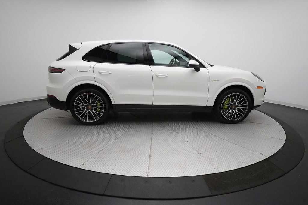 Used 2019 Porsche Cayenne E-Hybrid image 14