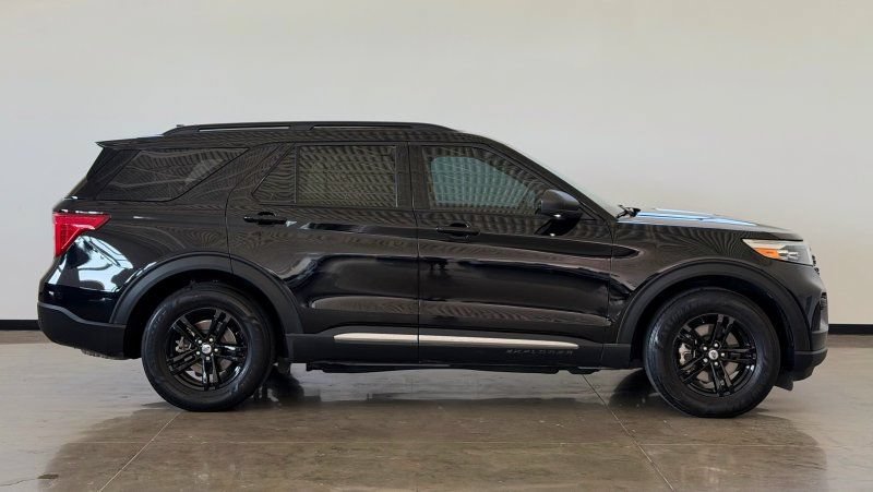 Used 2022 Ford Explorer XLT RWD image 8