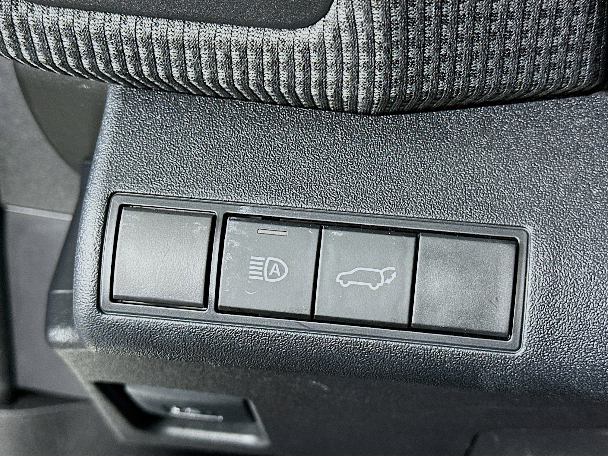 Used 2024 Toyota bZ4X XLE image 17