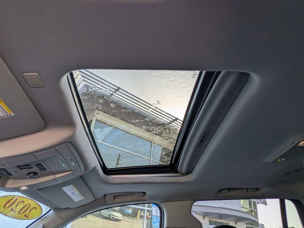 Used 2020 Chevrolet Tahoe LT w/ Z71 Midnight Edition image 28