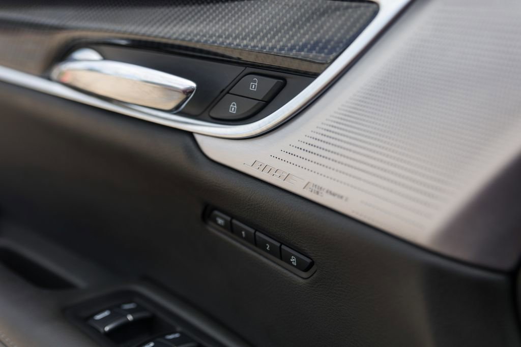 Certified 2024 Cadillac XT6 Sport w/ Technology Package AWD/4WD image 23