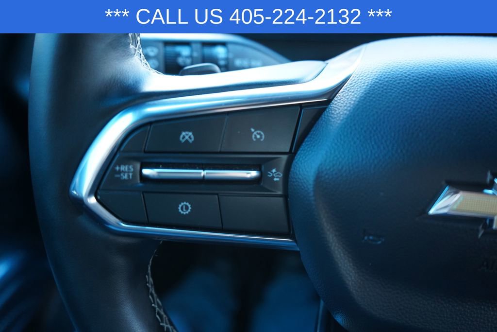 Used 2025 Chevrolet Traverse LT image 34