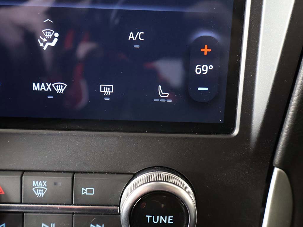 Used 2024 Ford Edge SEL w/ Convenience Package image 44