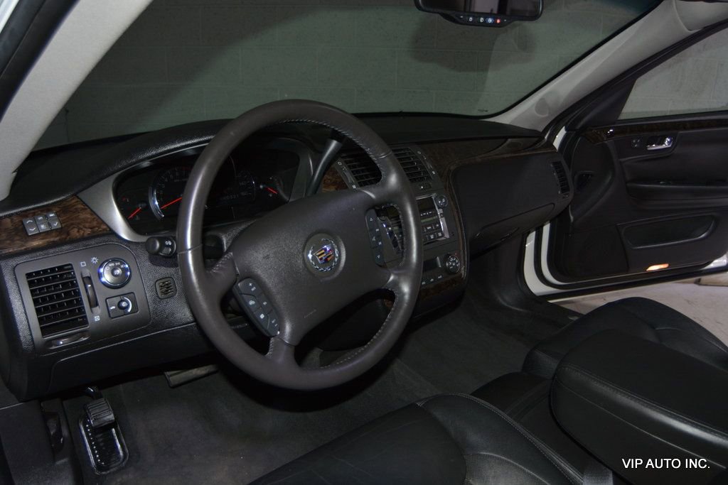 Used 2008 Cadillac DTS w/ Sun And Sound Package image 11