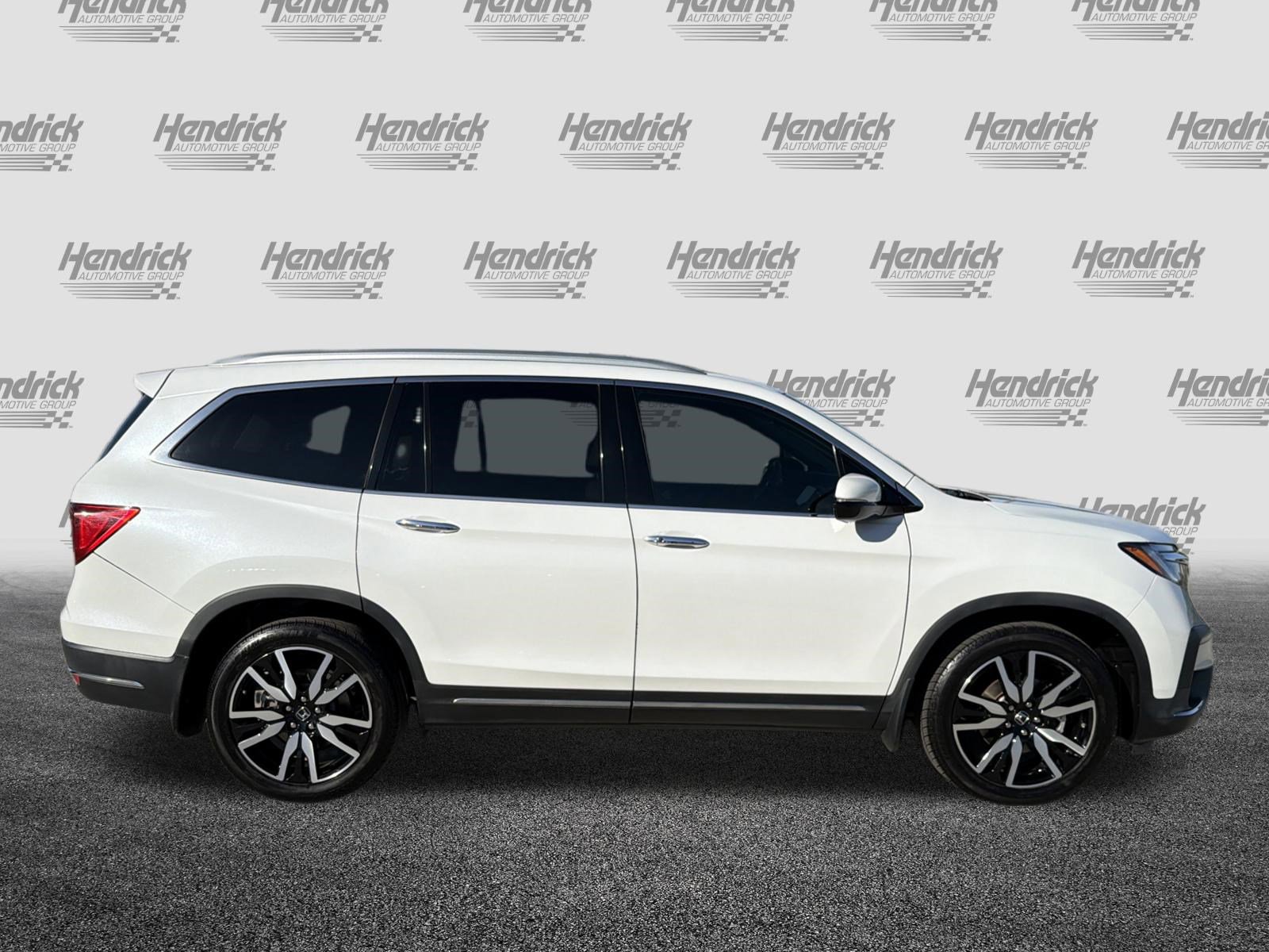 Used 2020 Honda Pilot Touring image 11