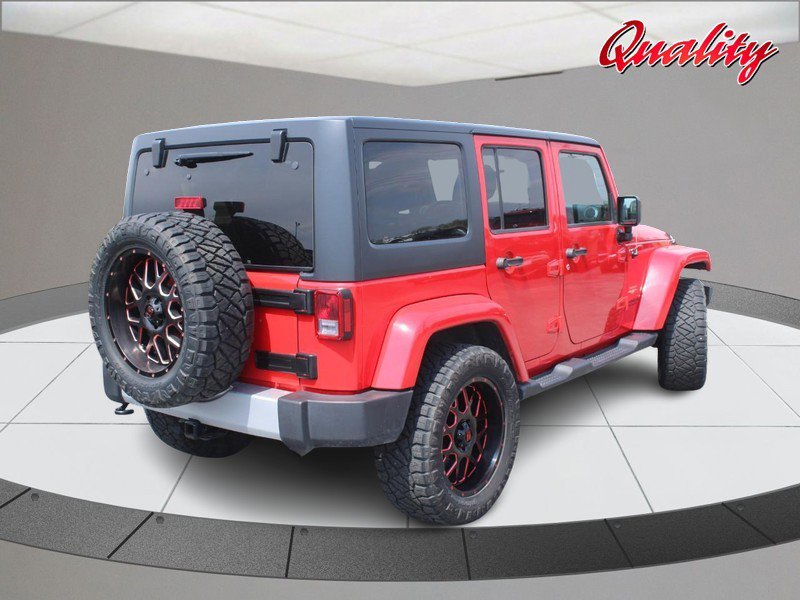 Used 2015 Jeep Wrangler Unlimited Sahara image 3