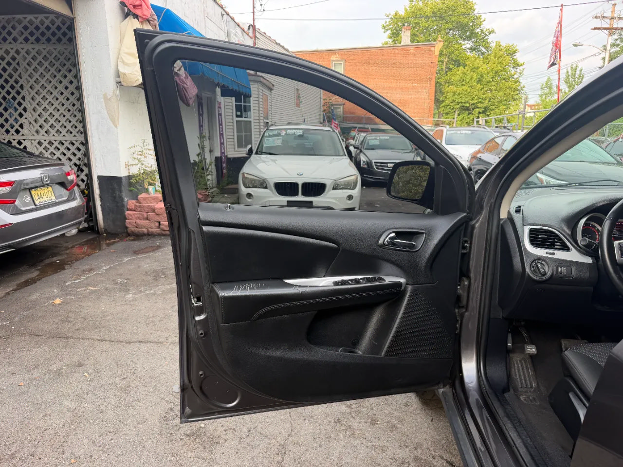 Used 2019 Dodge Journey SE w/ Connectivity Group FWD image 21