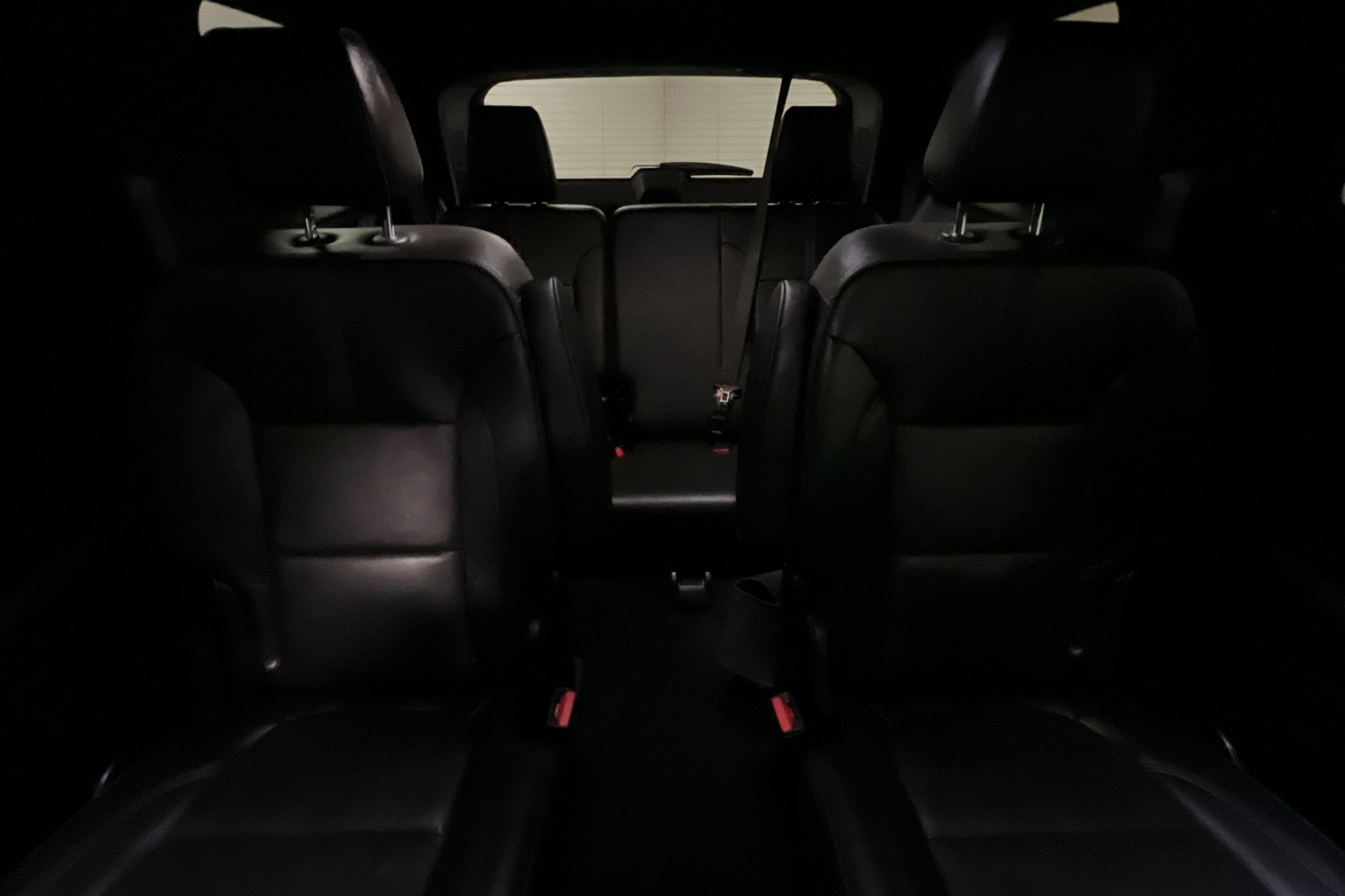 Used 2023 Chevrolet Traverse RS FWD image 28