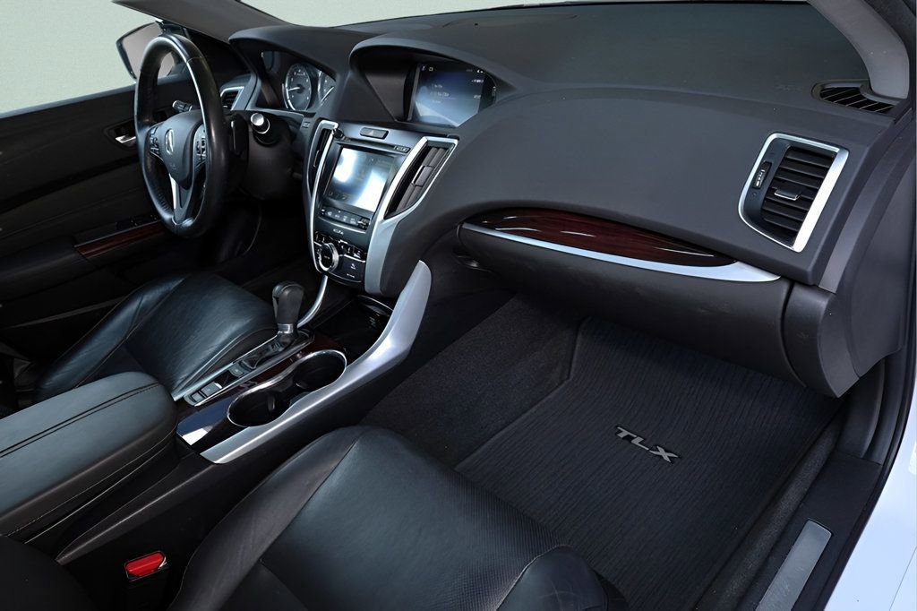Used 2016 Acura TLX w/ Technology Package FWD image 21