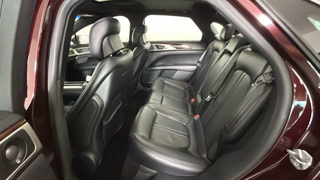 Used 2018 Lincoln MKZ Reserve w/ Climate Package FWD image 25