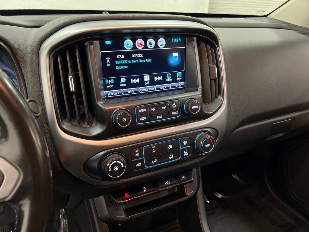 Used 2016 Chevrolet Colorado LT w/ LT Convenience Package image 19