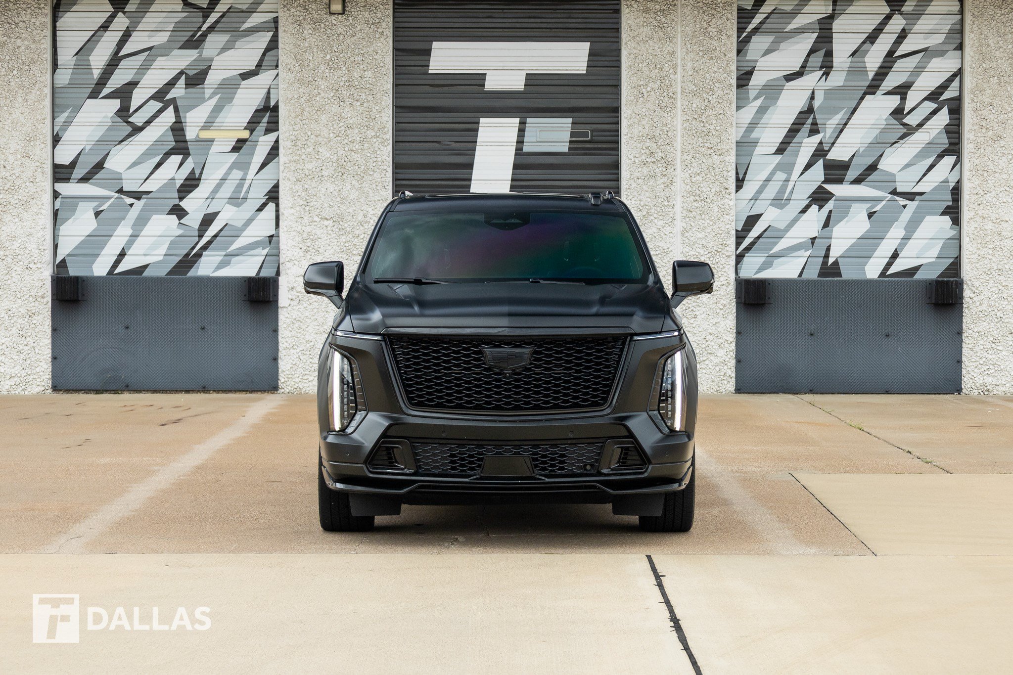 Used 2025 Cadillac Escalade V w/ LPO, ONYX Package AWD/4WD image 3