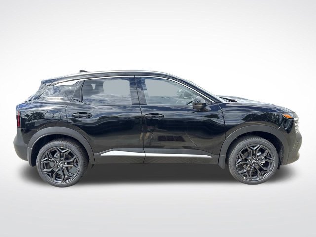 New 2027 Nissan Kicks SR FWD image 10